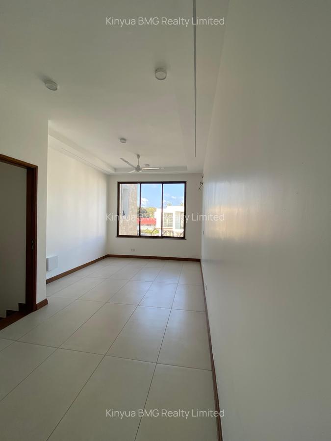 4 Bed Villa with En Suite in Nyali Area - 3
