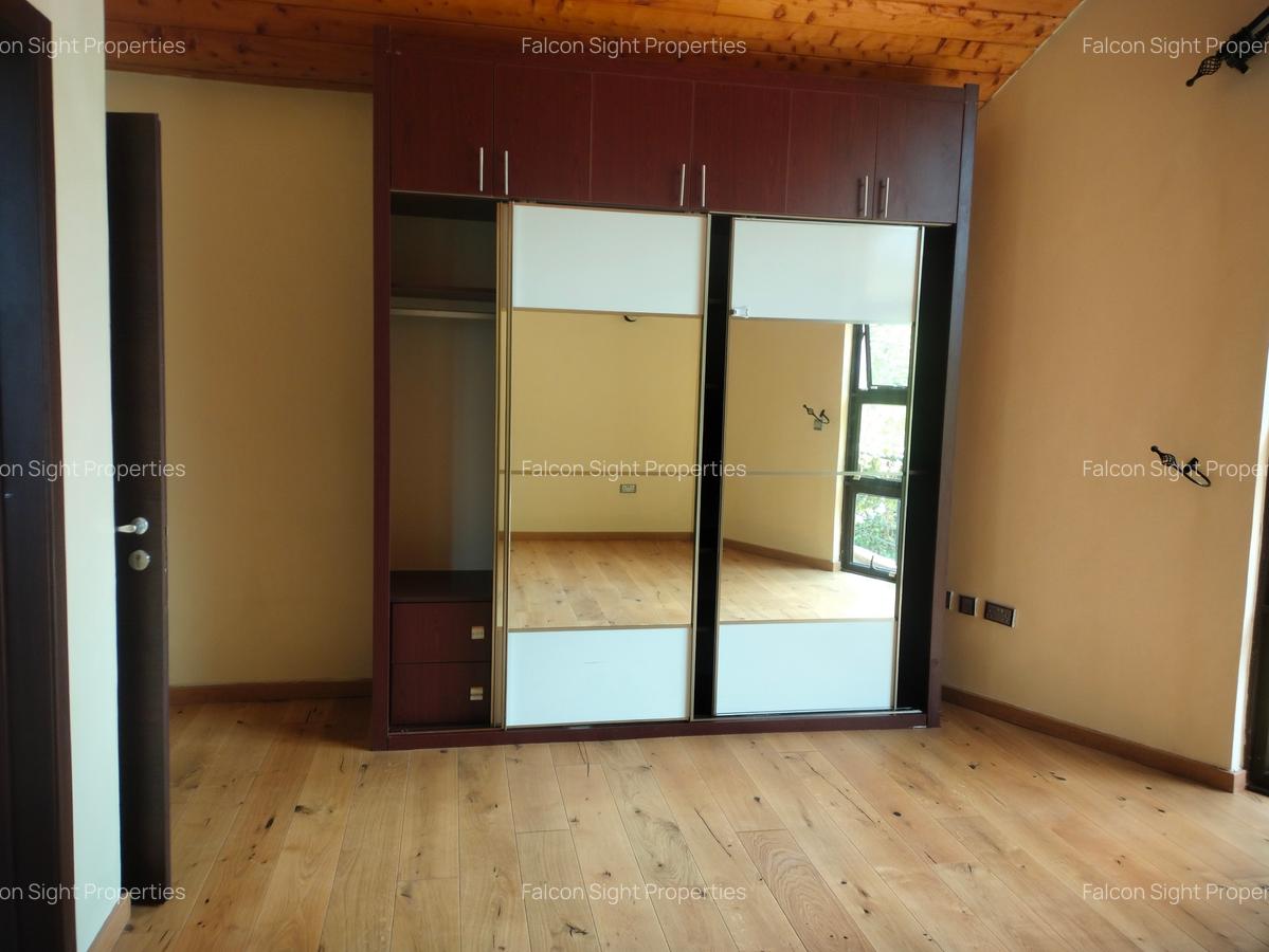 4 Bed Townhouse with Walk In Closet at Easy Access To Ngong Road And Few Minutes Drive To French School In Yaya Centre - 9