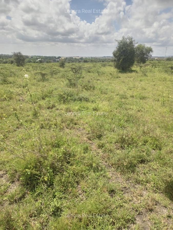 Land in Kitengela - 4