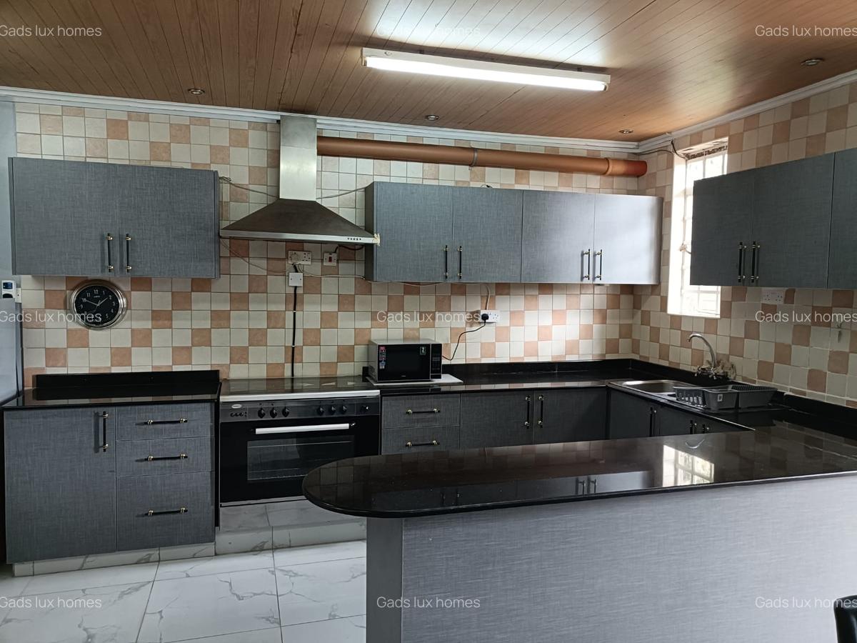3 Bed Townhouse with En Suite at Runda - 6