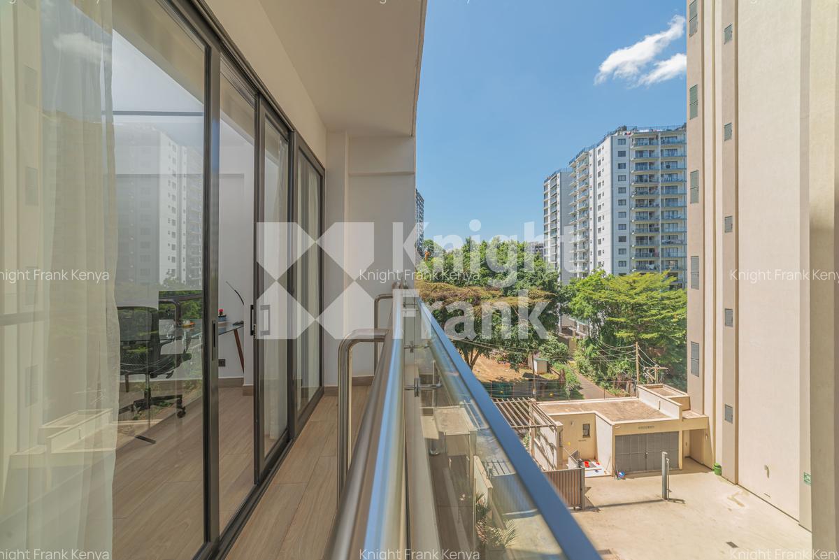 1 Bed Apartment with En Suite at Riverside Gardens - 13