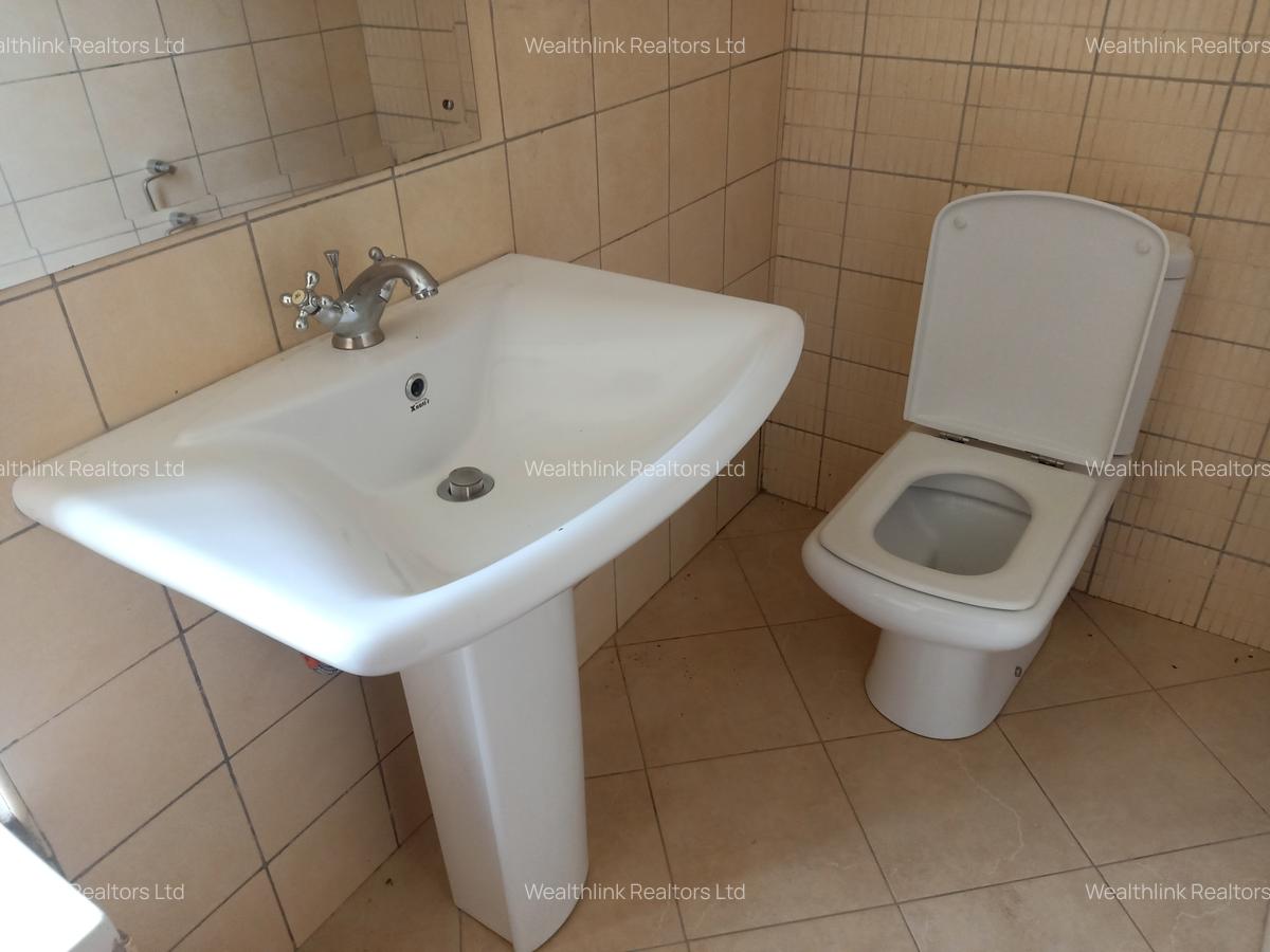 4 Bed Townhouse with En Suite at Runda - 11