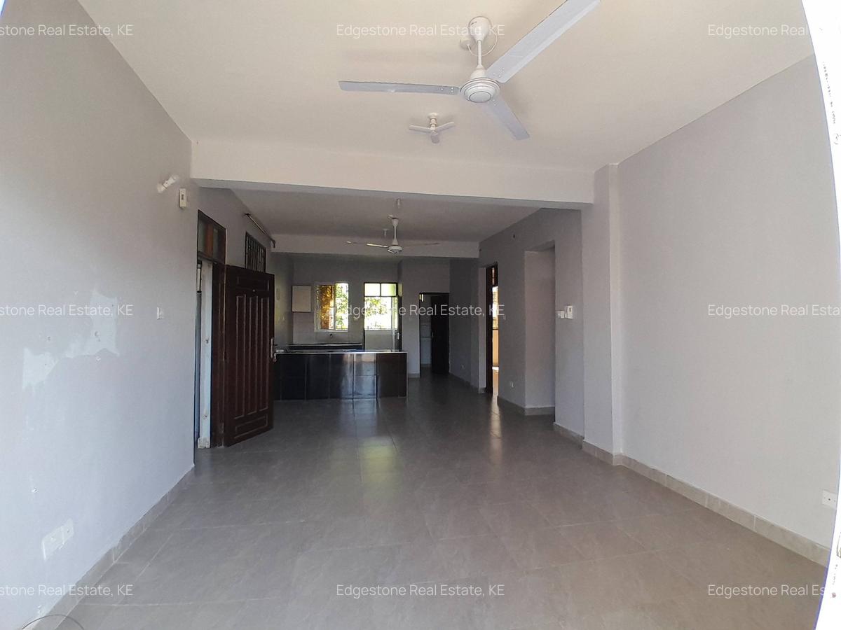2 Bed Apartment with En Suite in Mtwapa - 3