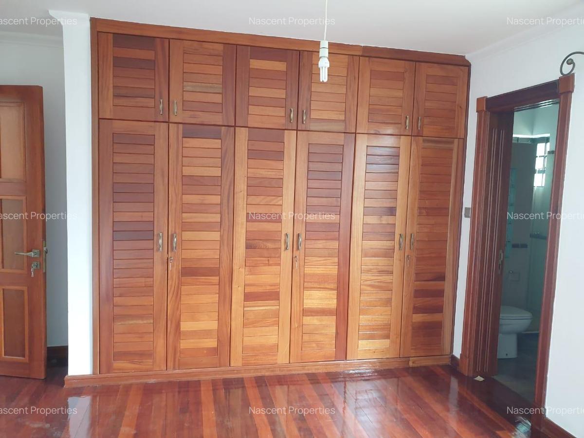 4 Bed Villa with En Suite at Peponi Rd - 13