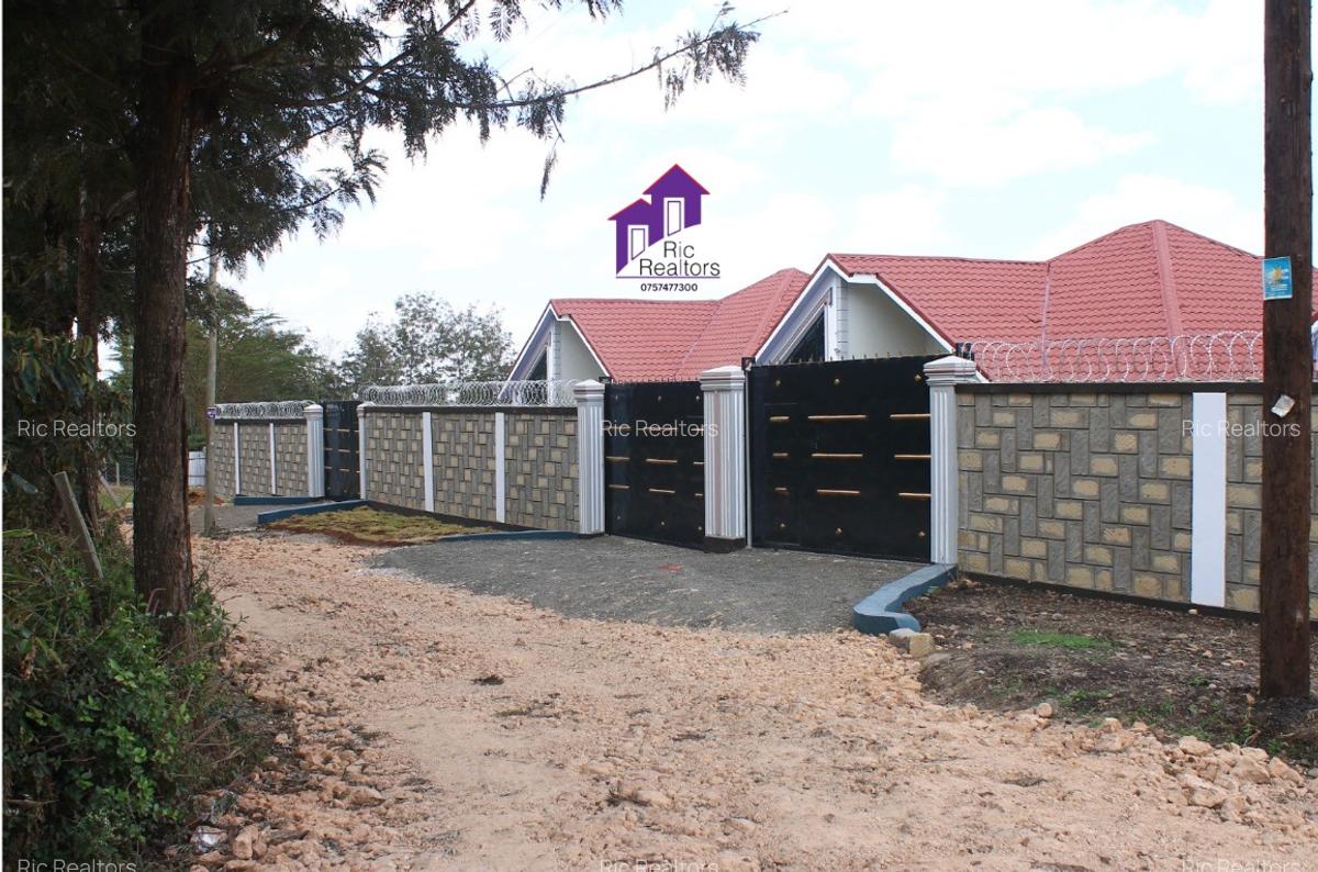4 Bed House with En Suite at Merisho Road - 3