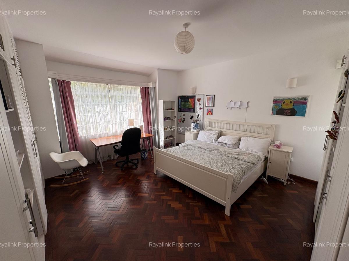 4 Bed Townhouse with En Suite in Loresho - 4