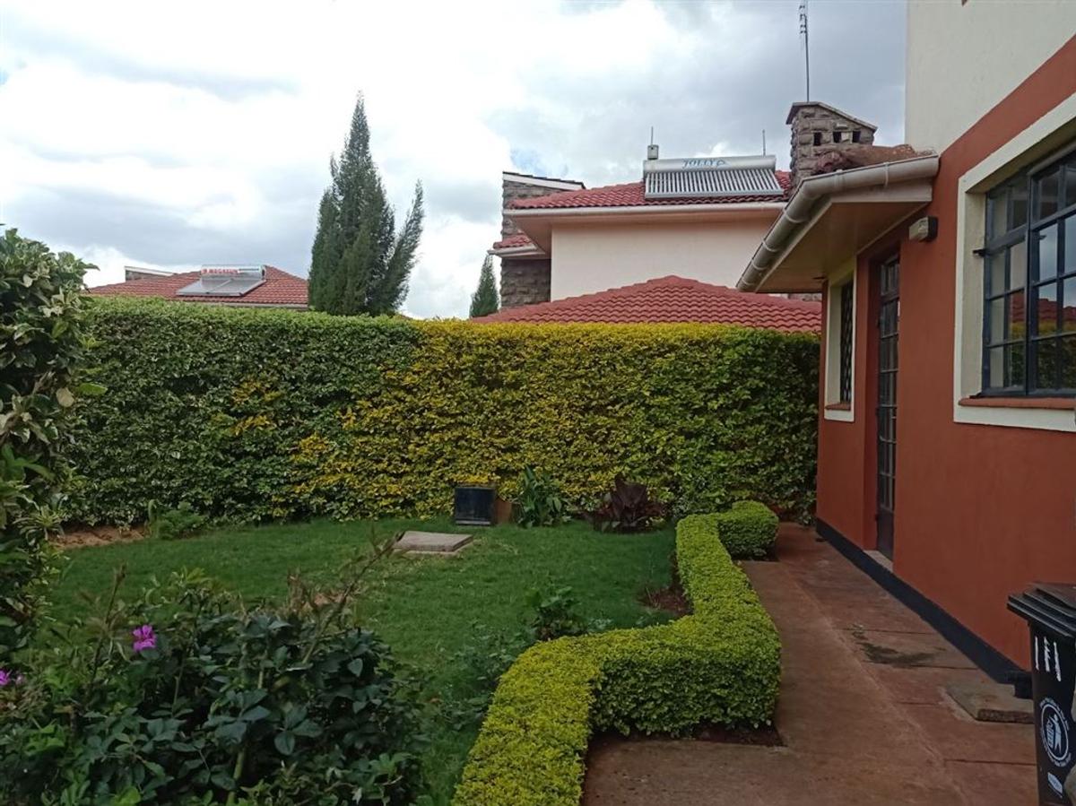 4 Bed House with En Suite at Fourways Junction Estate - 17