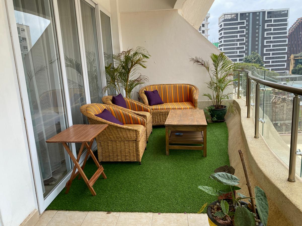 Serviced 2 Bed Apartment with En Suite in Kilimani - 10