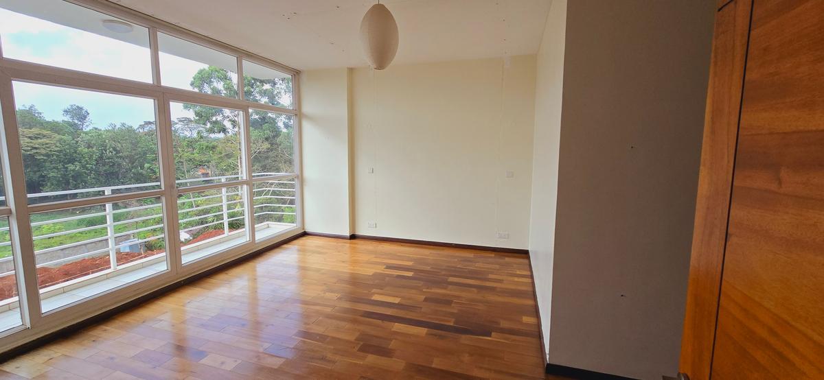 5 Bed Townhouse with En Suite at Convent Drive - 9