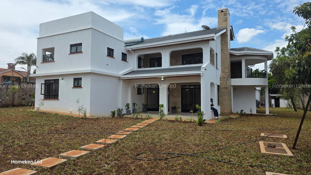 5 Bed House with Garden at Old Runda - 7