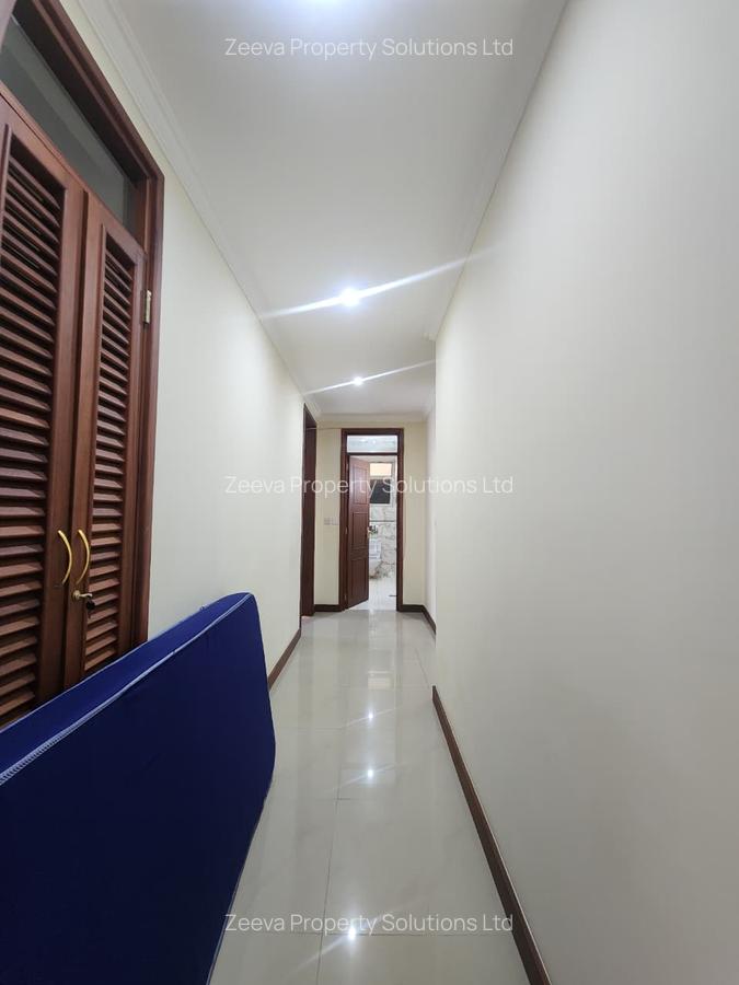 2 Bed Apartment with En Suite in Parklands - 6