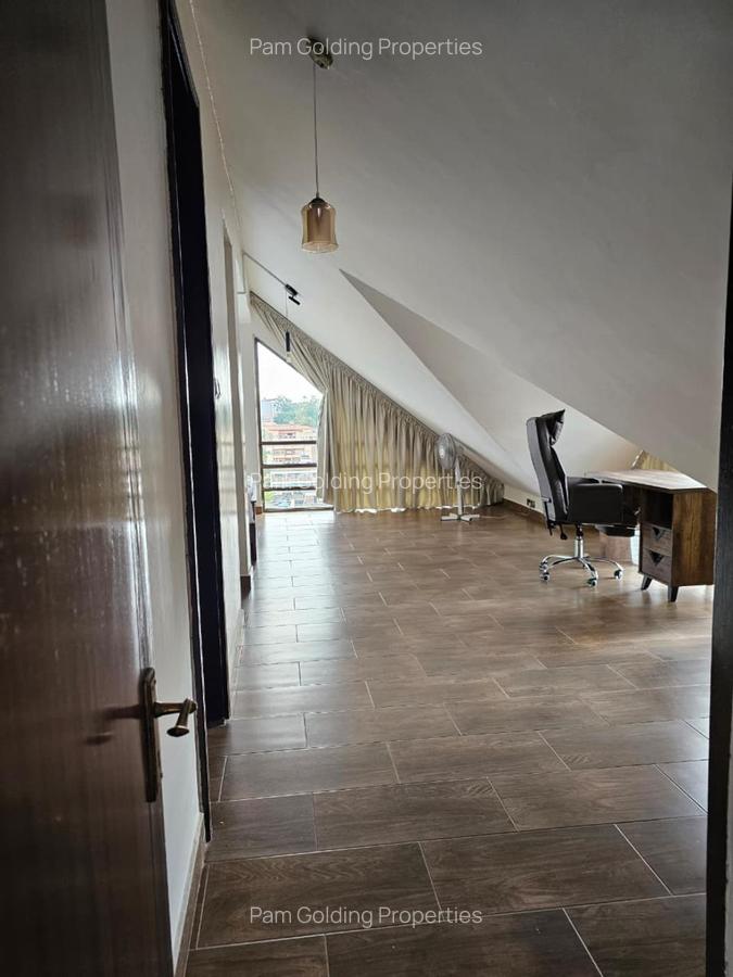 2 Bed Apartment at Parklands - 13