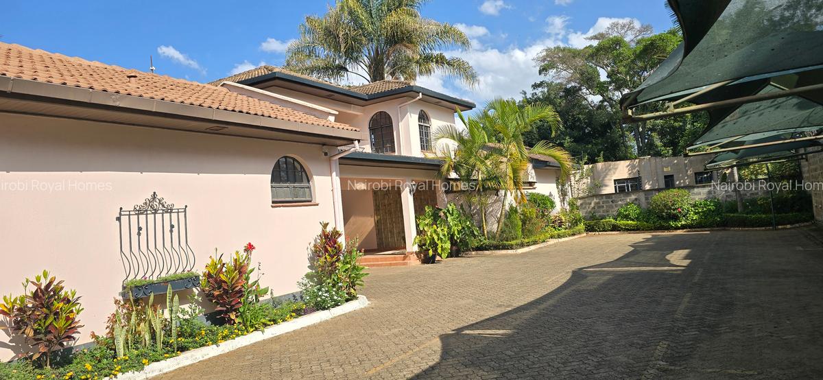 4 Bed Townhouse with En Suite at Lavington Green - 2