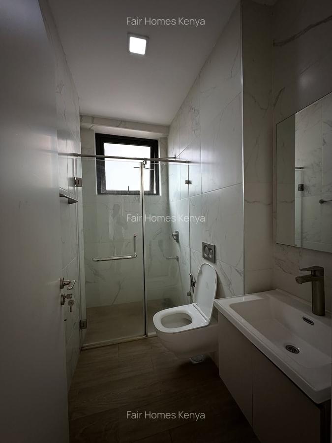 3 Bed Apartment with En Suite at Riverside Drive - 10