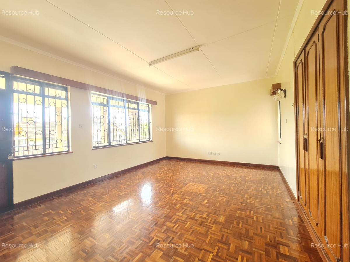 4 Bed House with En Suite at Runda - 19