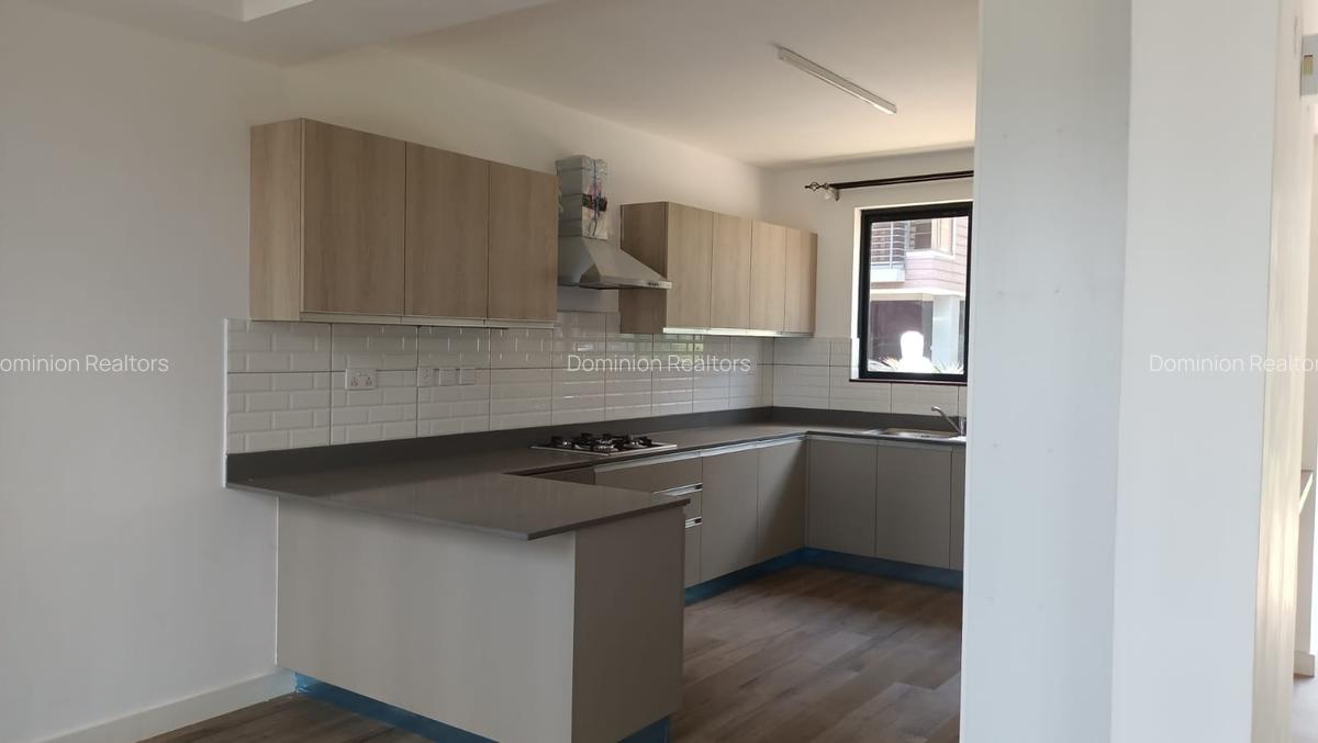 4 Bed Townhouse with En Suite in Westlands Area - 5