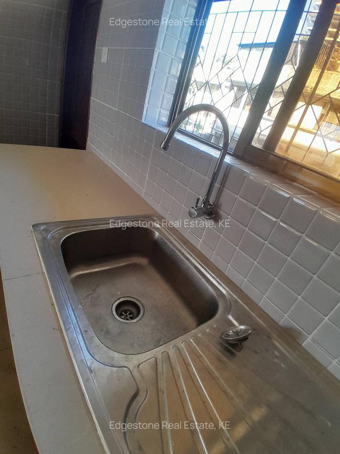 2 Bed Apartment with En Suite in Tudor - 4