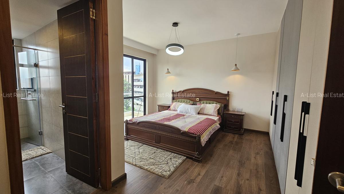 3 Bed Apartment with En Suite at Parklands Road - 4