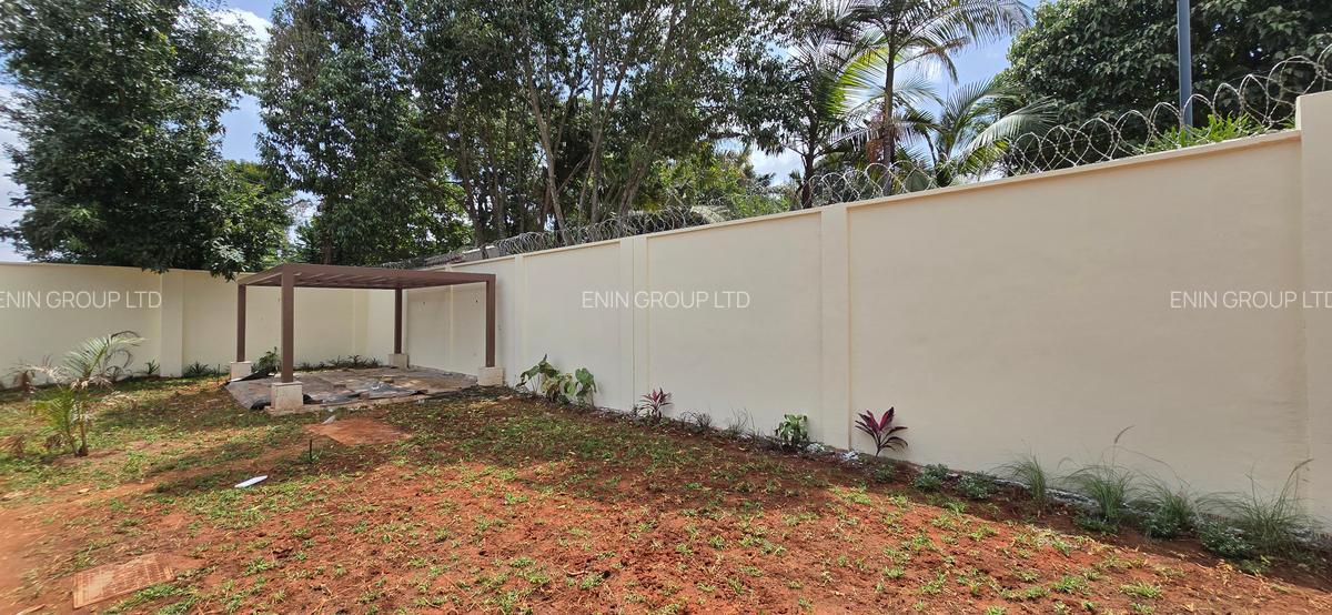 4 Bed Townhouse with En Suite at Lower Kabete Rd - 17