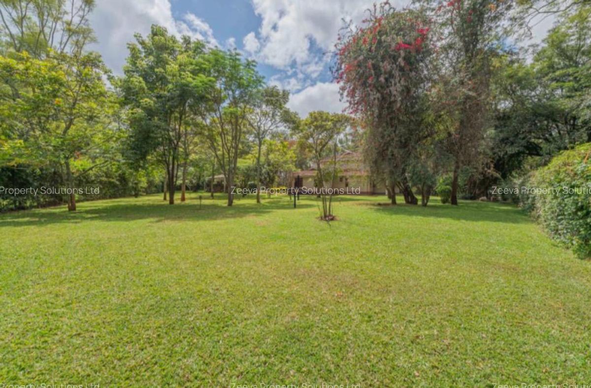 4 Bed House with En Suite in Karen - 3