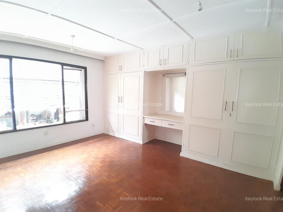 4 Bed Townhouse with En Suite at Kileleshwa - 6