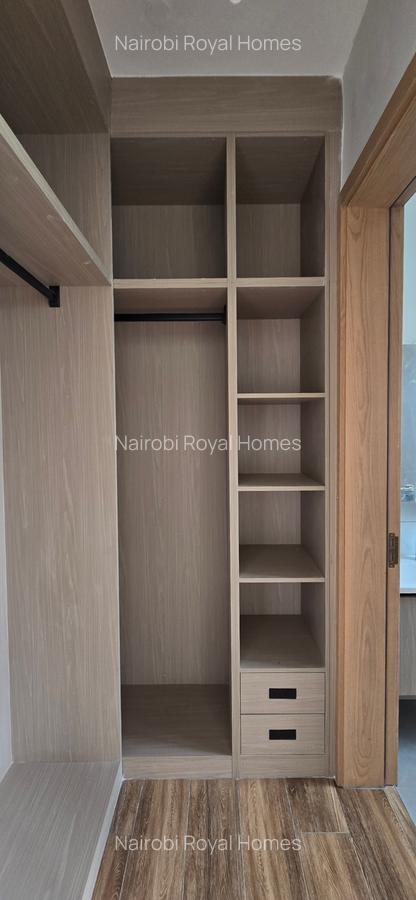 5 Bed Townhouse with En Suite at Convent Drive - 6