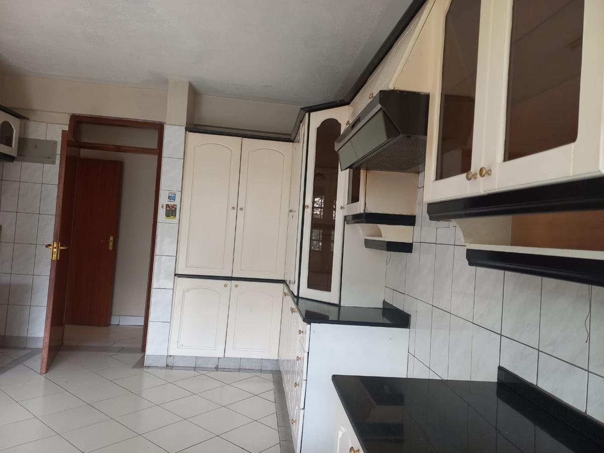 3 Bed Apartment with En Suite in Kileleshwa - 6