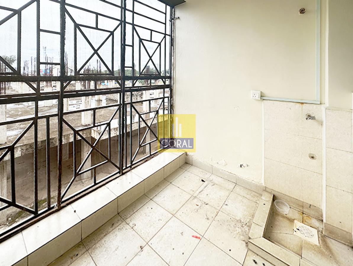 2 Bed Apartment in Kilimani - 10