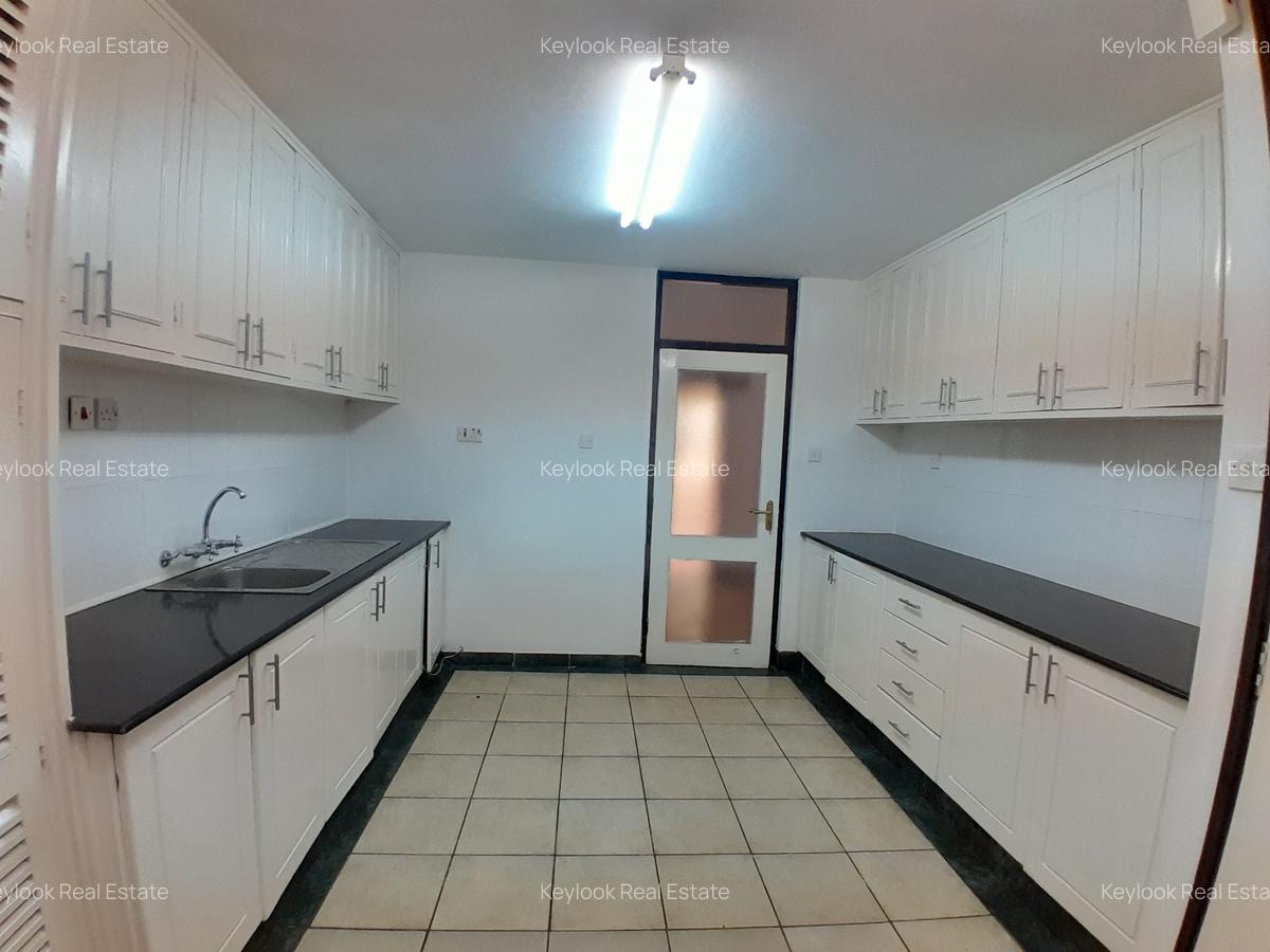 4 Bed Townhouse with En Suite at Kileleshwa - 11