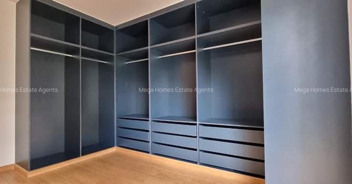 4 Bed House with En Suite at Runda - 3