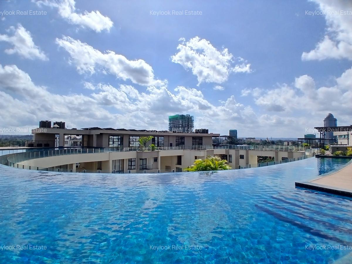 4 Bed Apartment with En Suite at Riverside Drive - 6