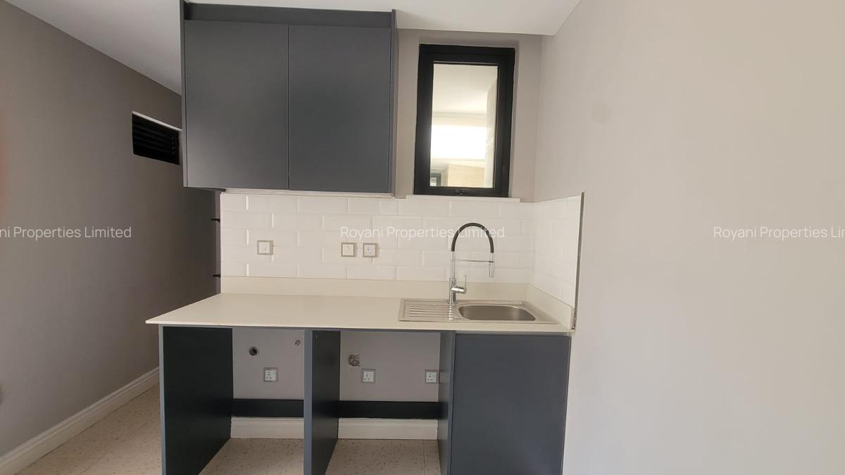 4 Bed Townhouse with En Suite in Kiambu Road - 15