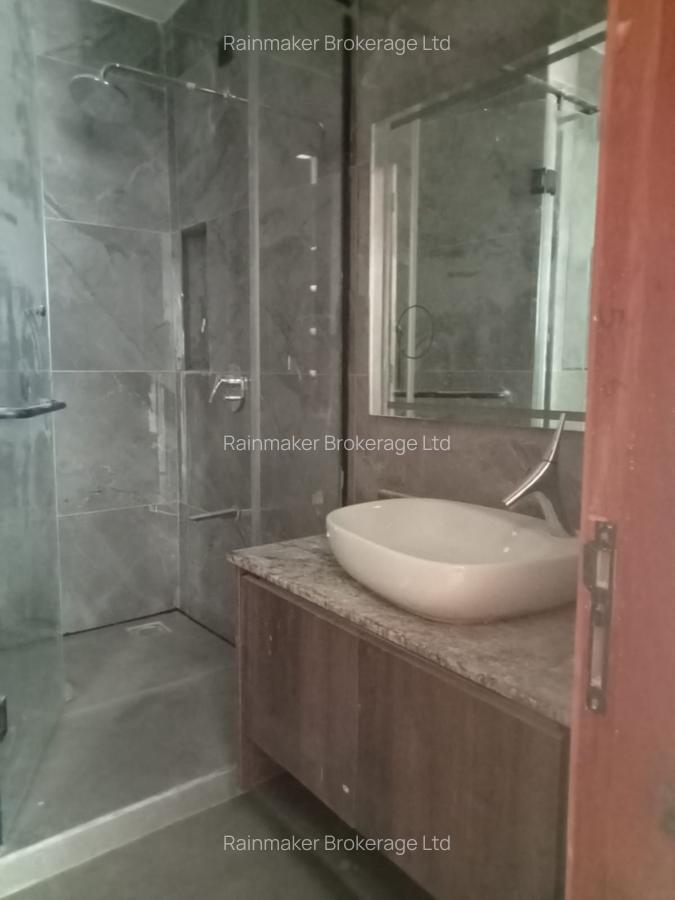 Serviced 4 Bed Apartment with En Suite in Riverside - 5