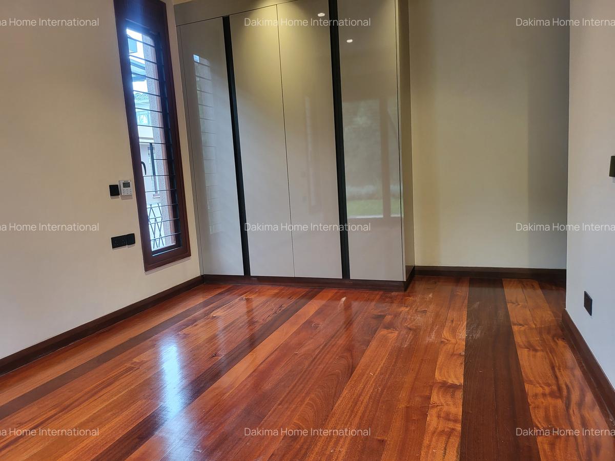 4 Bed Villa with En Suite in Runda - 7