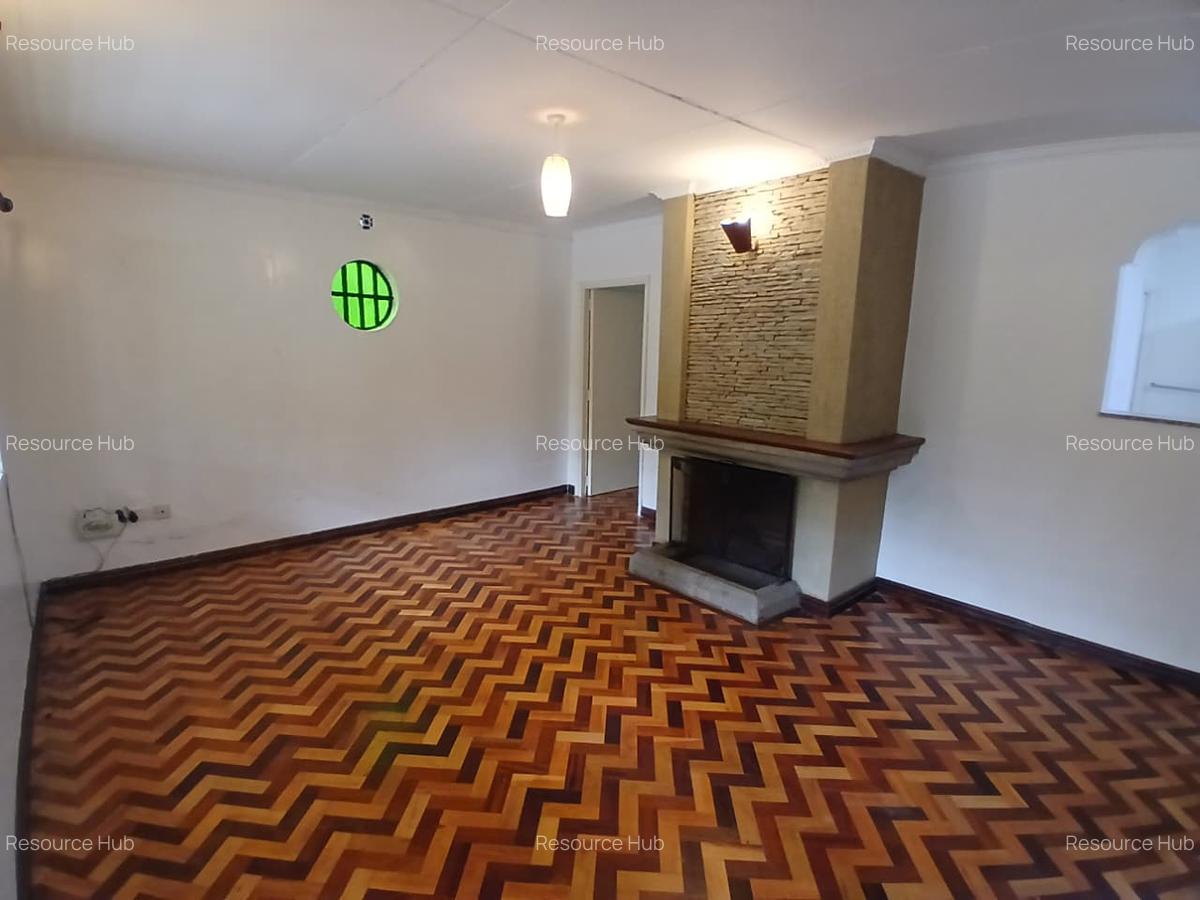 2 Bed House with Garden at Karen - 5