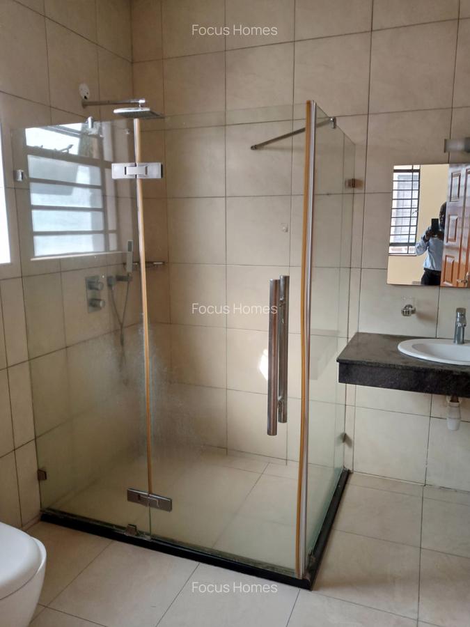 Serviced 2 Bed Apartment with En Suite in Westlands Area - 2