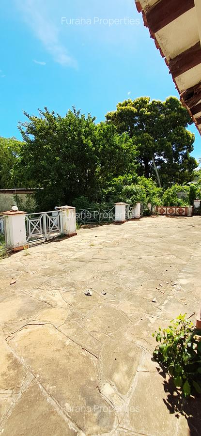 Land at Nyali - 14