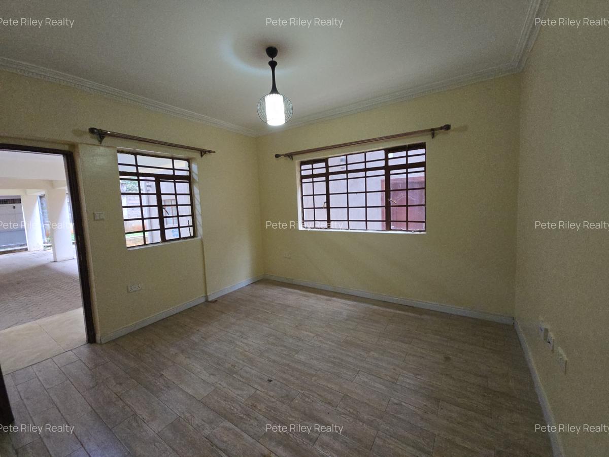 2 Bed Apartment with Swimming Pool at Ole Dume Rd - 1