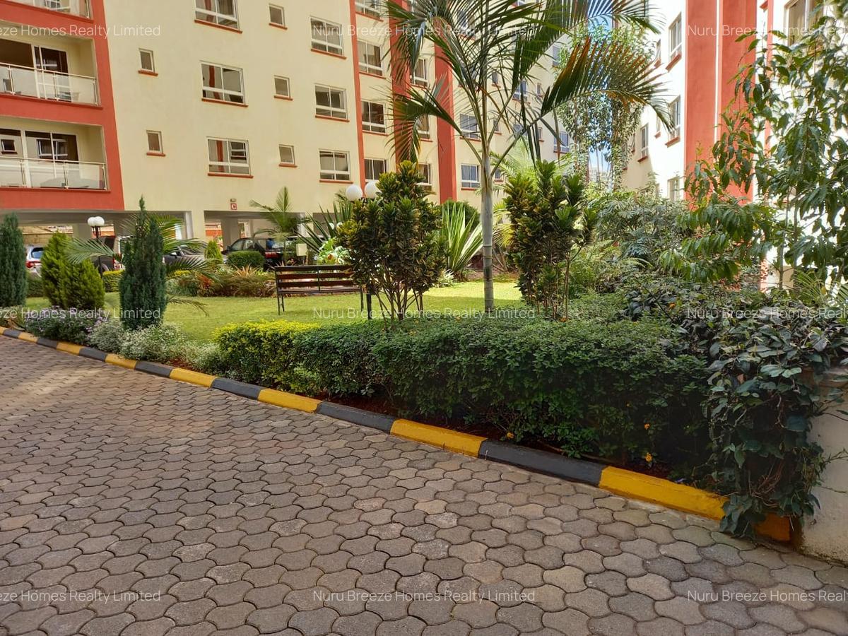 3 Bed Apartment with En Suite in Brookside - 20