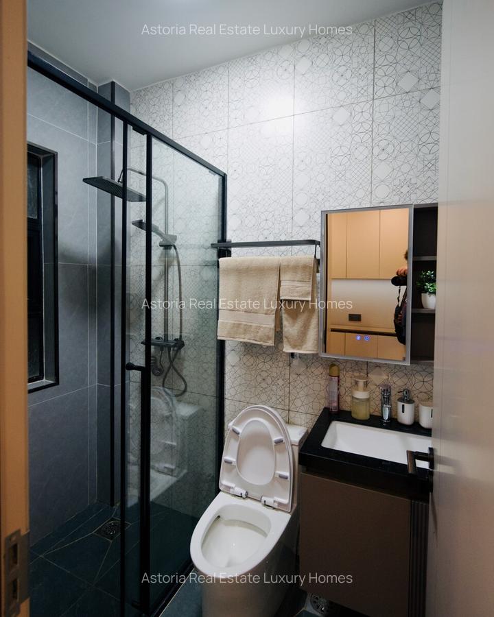 3 Bed Apartment with En Suite at 2026-108 - 16