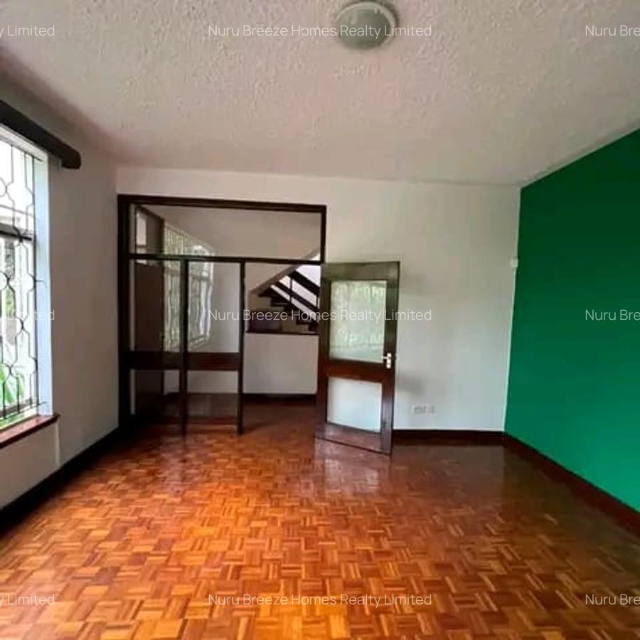 4 Bed Townhouse with En Suite in Gigiri - 8