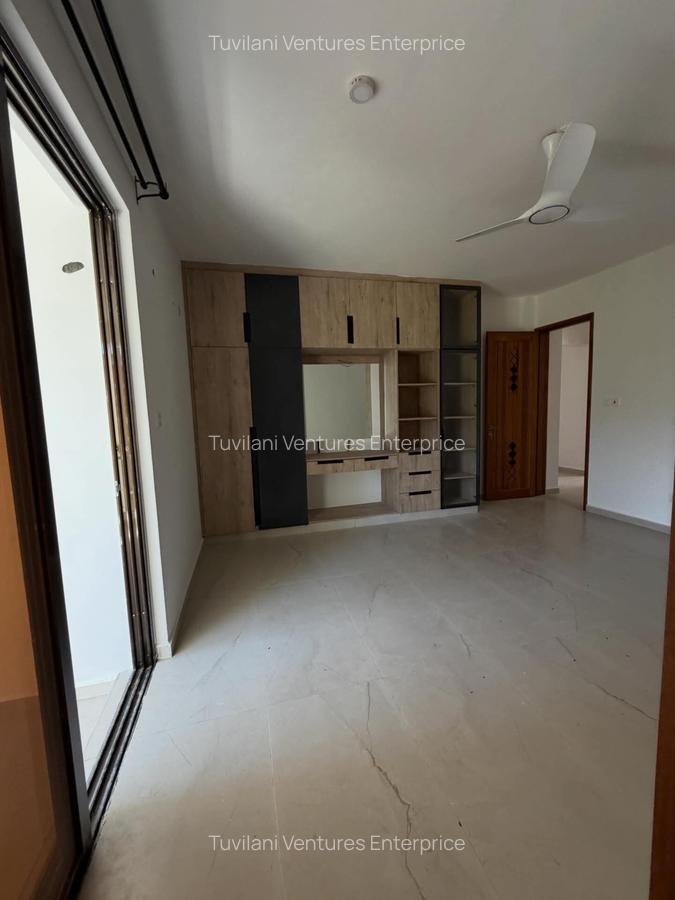 Serviced 3 Bed Apartment with En Suite at Nyali Mombasa - 9