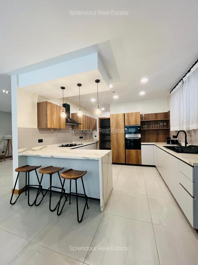 4 Bed Apartment with En Suite in Westlands Area - 4