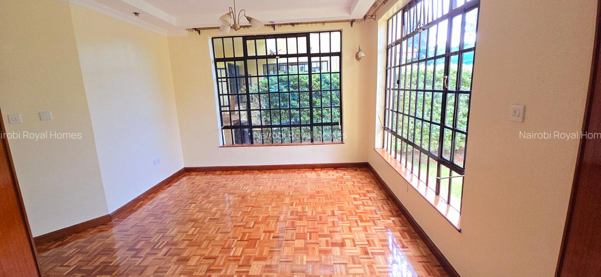 4 Bed Townhouse with En Suite at Lavington Green - 19