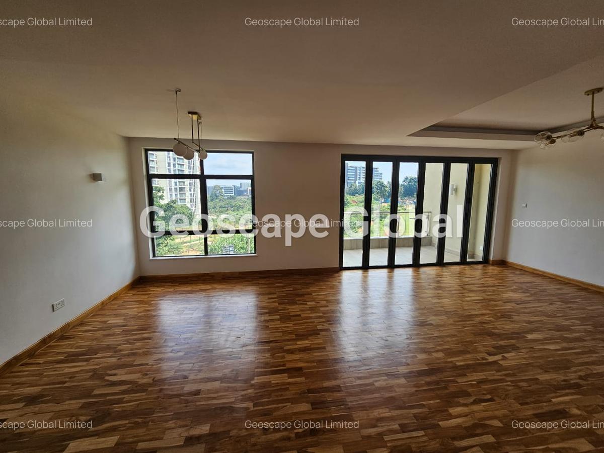 4 Bed Townhouse with En Suite in Rosslyn - 14