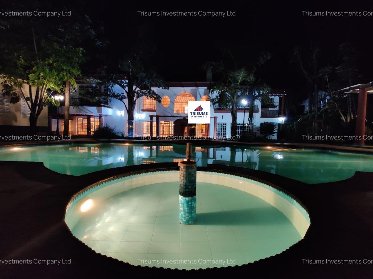 6 Bed House with En Suite in Nyari - 9