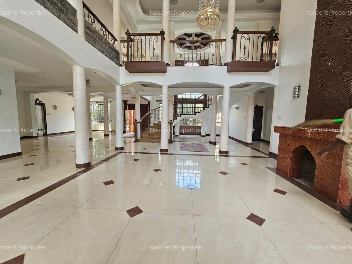 5 Bed House with En Suite in Nyari - 9