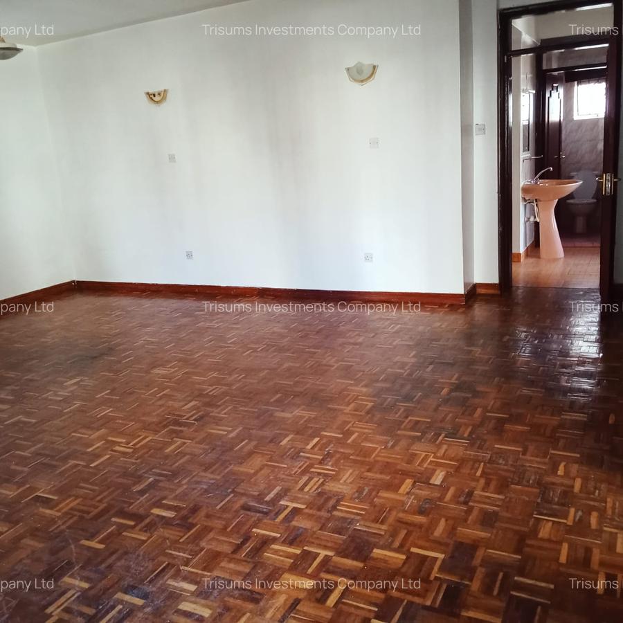 3 Bed Apartment with En Suite in Westlands Area - 5