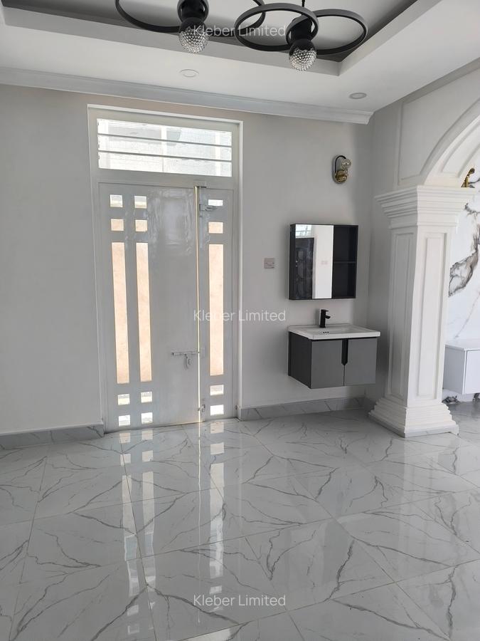 4 Bed House with En Suite in Kitengela - 8