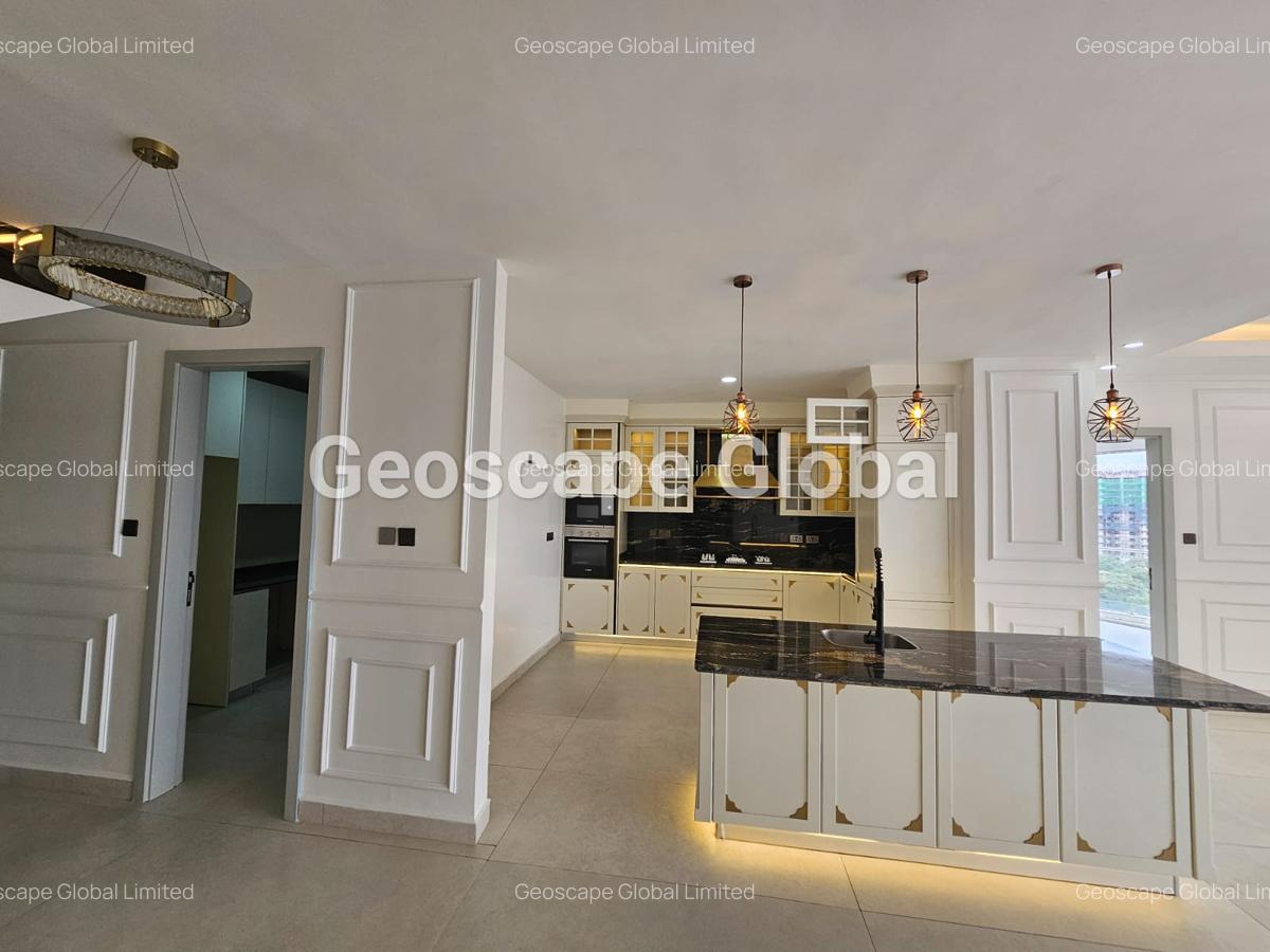 4 Bed Apartment with En Suite in Spring Valley - 2